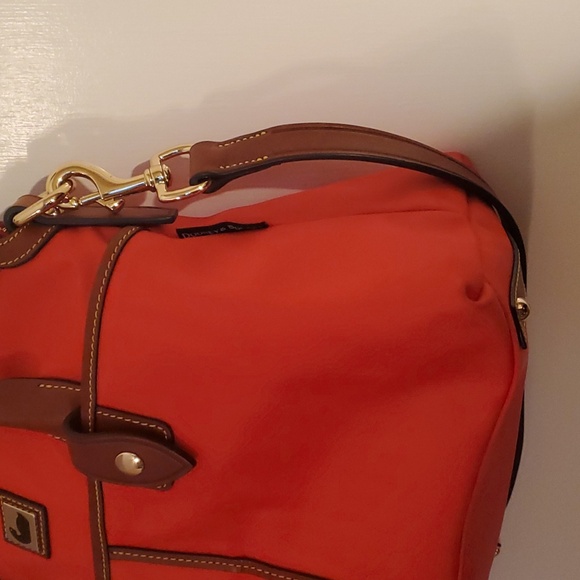 Dooney and bourke nylon & leather trim.brown and red.14.5w 9.75h - Picture 4 of 12